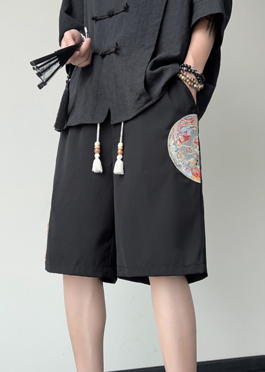 New White Embroideried Pockets Ice Silk Summer Shorts