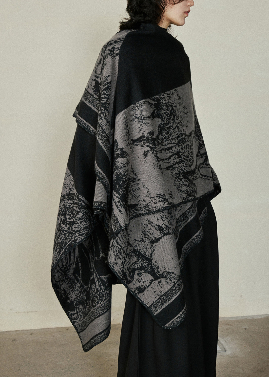 Organic Black V Neck Print Cotton Knit Shawl Coats Fal