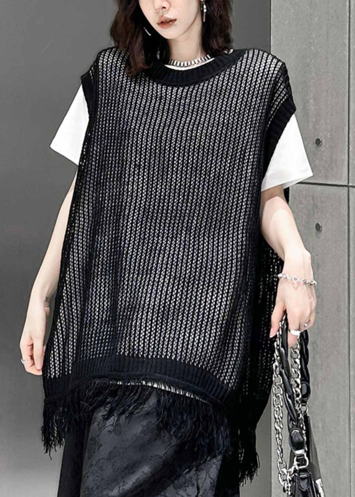 Black O Neck Tasseled Patchwork Knitting Cotton Waistcoat Sleeveless