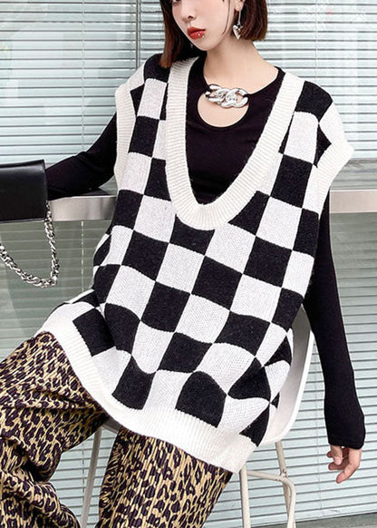 White Plaid V Neck Fall Knit Vest