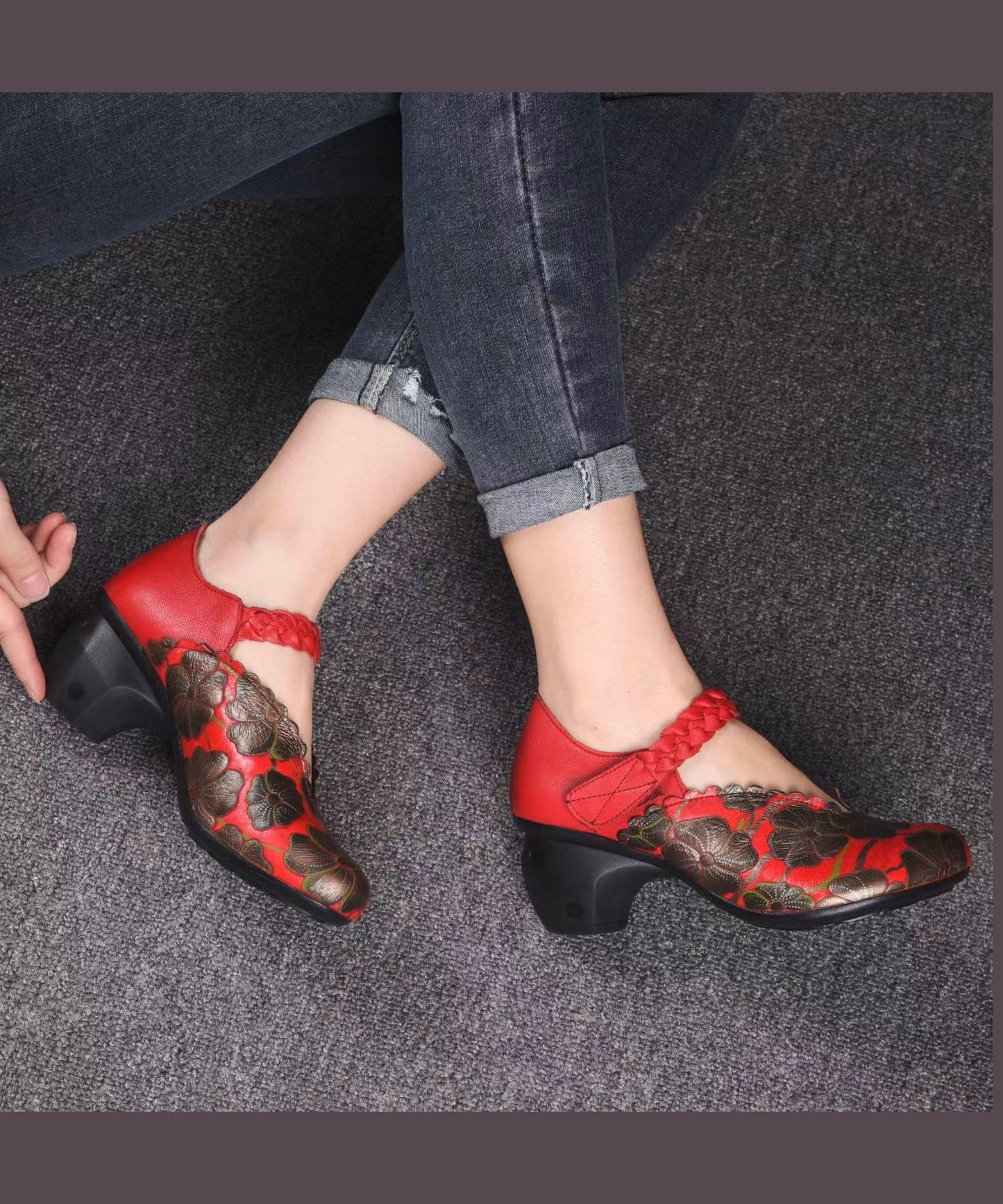 Red Embossed Buckle Strap Splicing Chunky