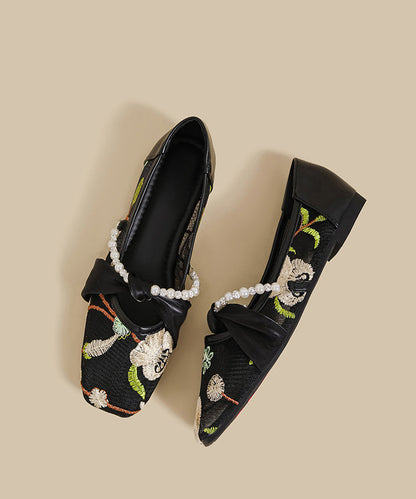 Retro Pink Embroidered Splicing Flat Shoes for