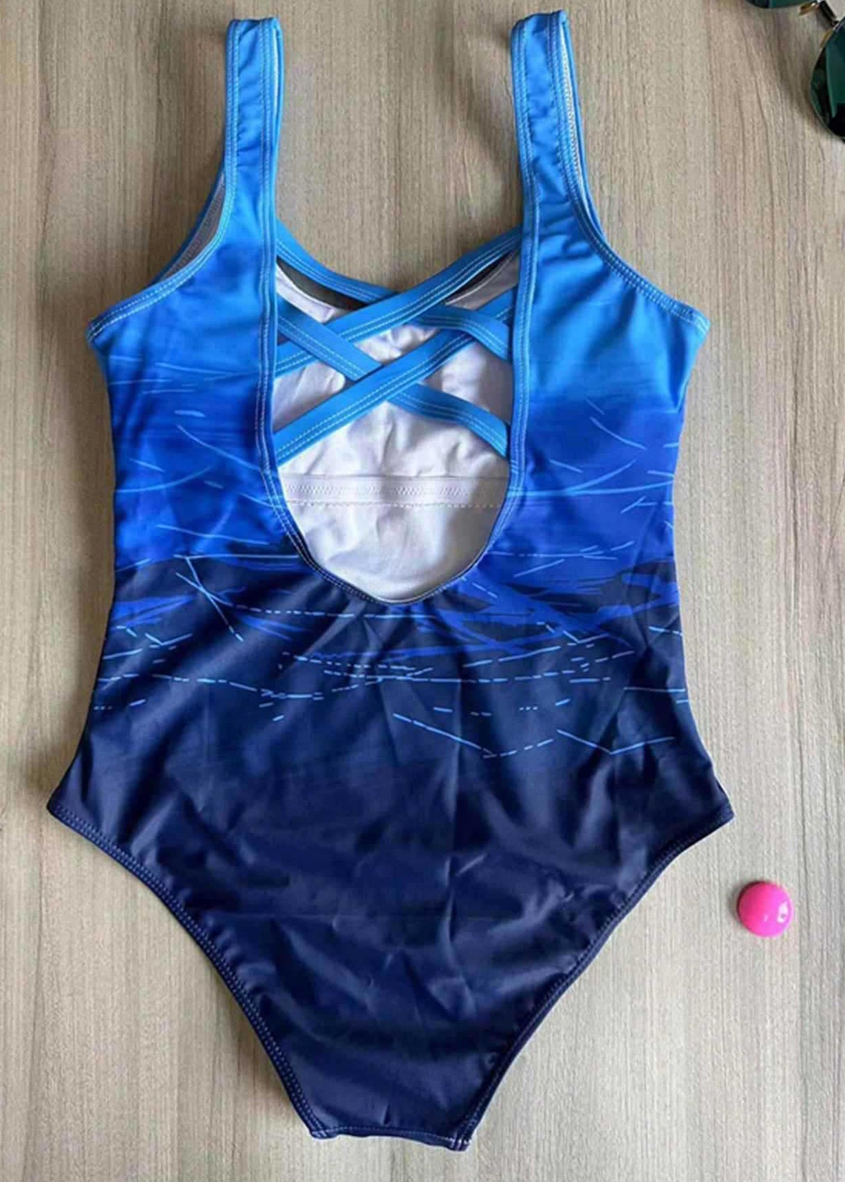 Blue Gradient Color U Neck Leaky Back One Piece Swimwear