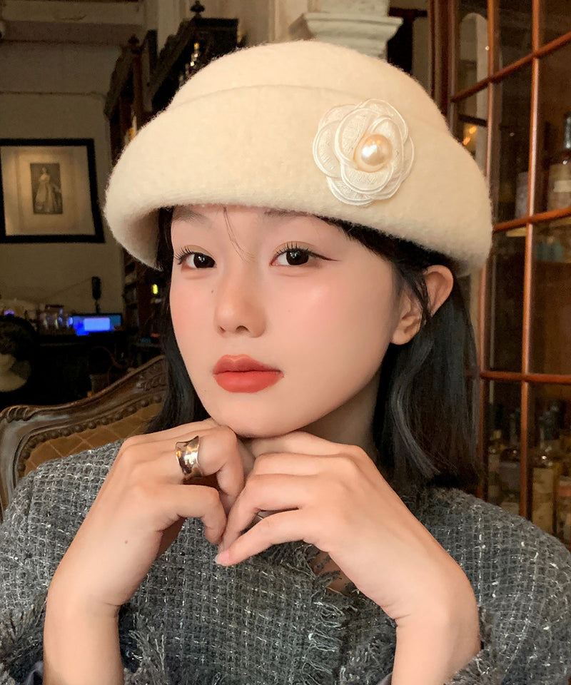 Stylish Beige Pearl Woolen Beret Hat