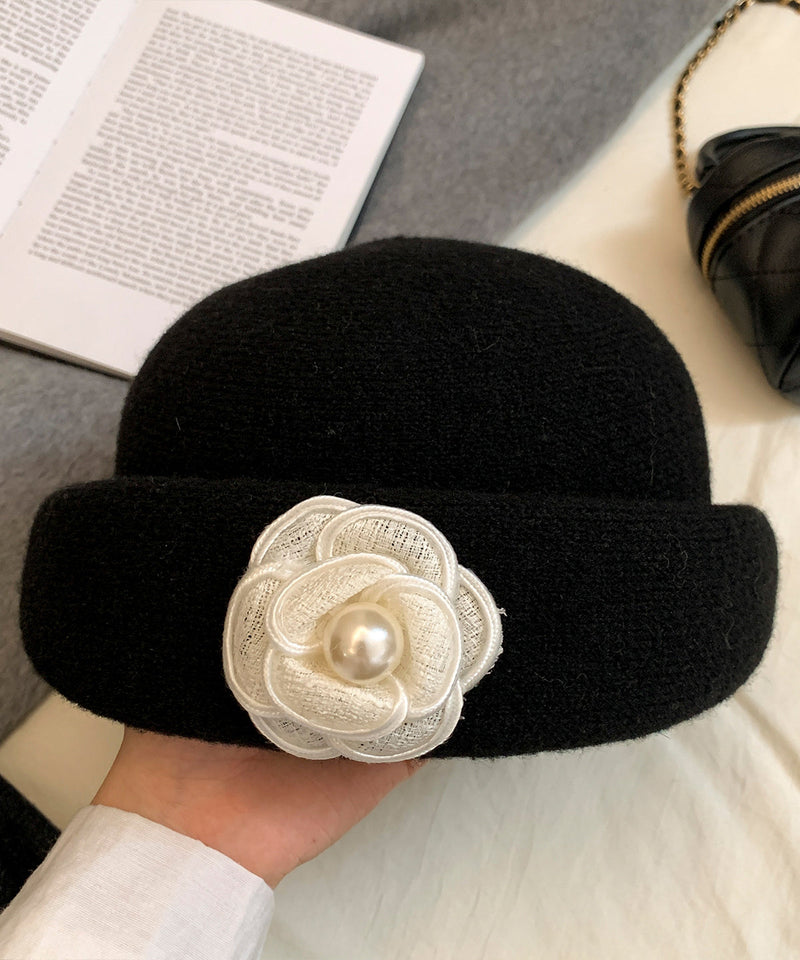 Stylish Beige Pearl Woolen Beret Hat