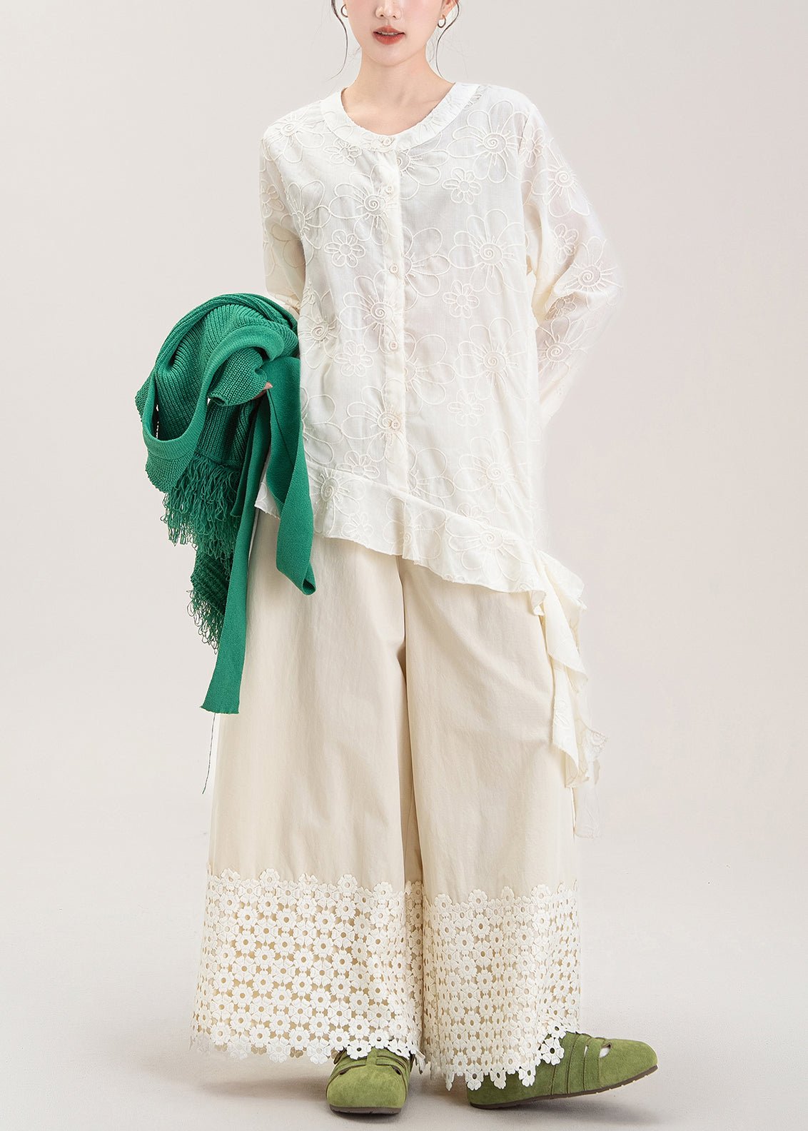 Stylish Green Tasseled Knit Vest and Apricot Wide Leg Pants Three Pieces Set