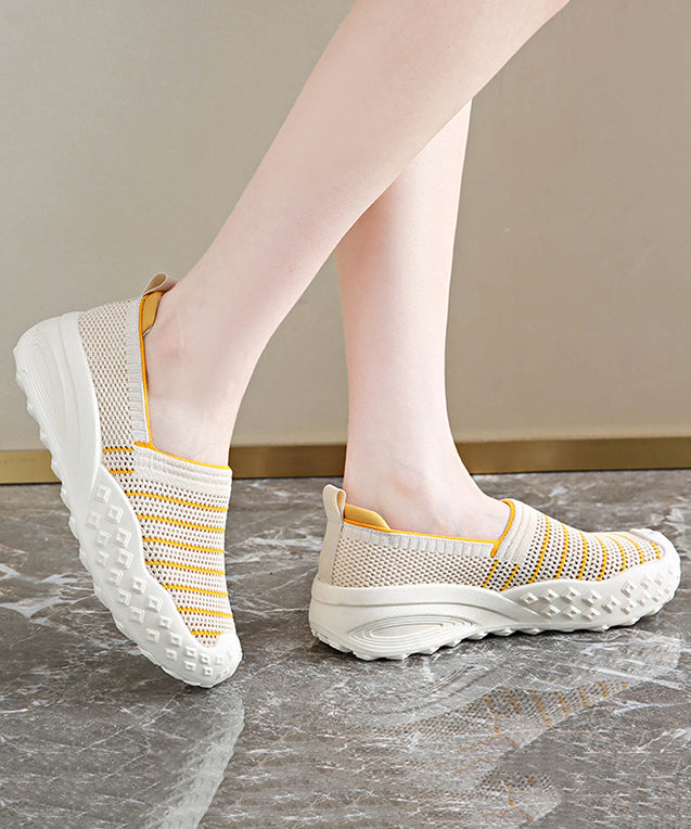 Yellow Breathable Mesh Flat Shoes for Splicing