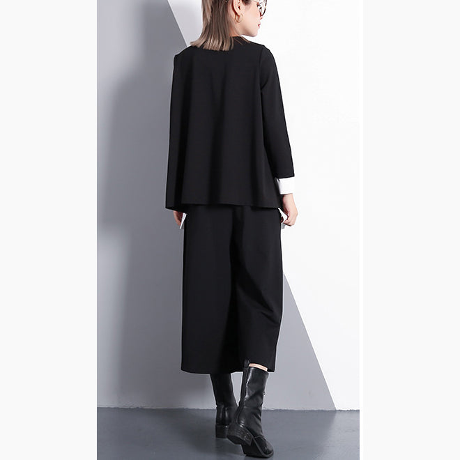 Fine Black T Shirt Loose Fitting V Neck Traveling Blouse Asymmetrical Design Cotton Blended Tops